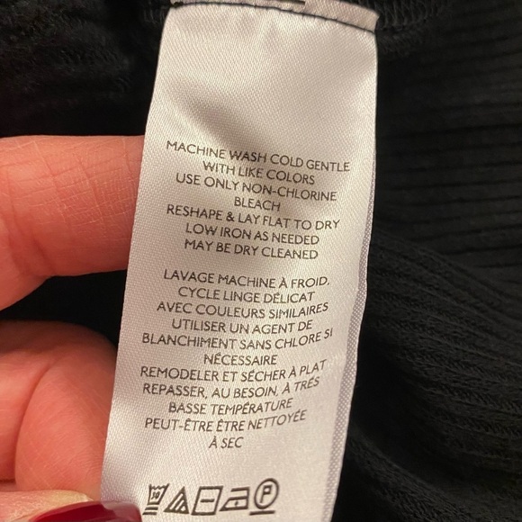 Free People Black Off-Shoulder Soft New Medium Long Sleeve Cozy Sweater - Picture 5 of 12